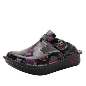 Classic Frida Algeria Clogs